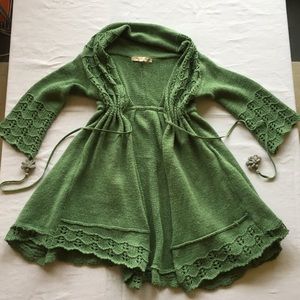 Thursday Island soft green empire sweater size S/M